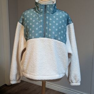 Universal Thread Teal Blue and Cream Sherpa Puffer Pullover Size L